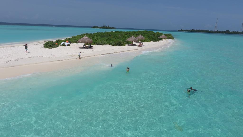 Ras Beach Inn Rasdhoo Exterior photo