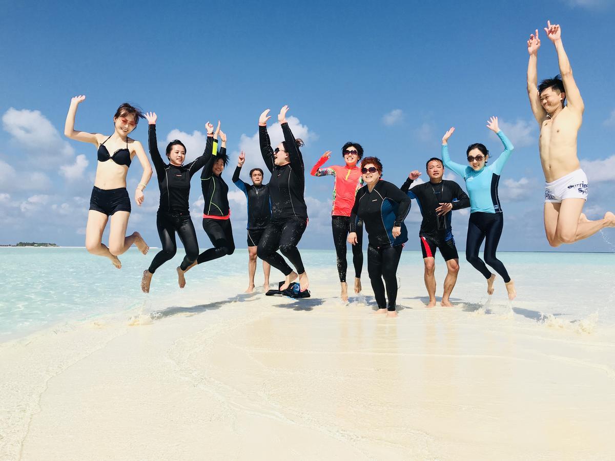 Ras Beach Inn Rasdhoo Exterior photo