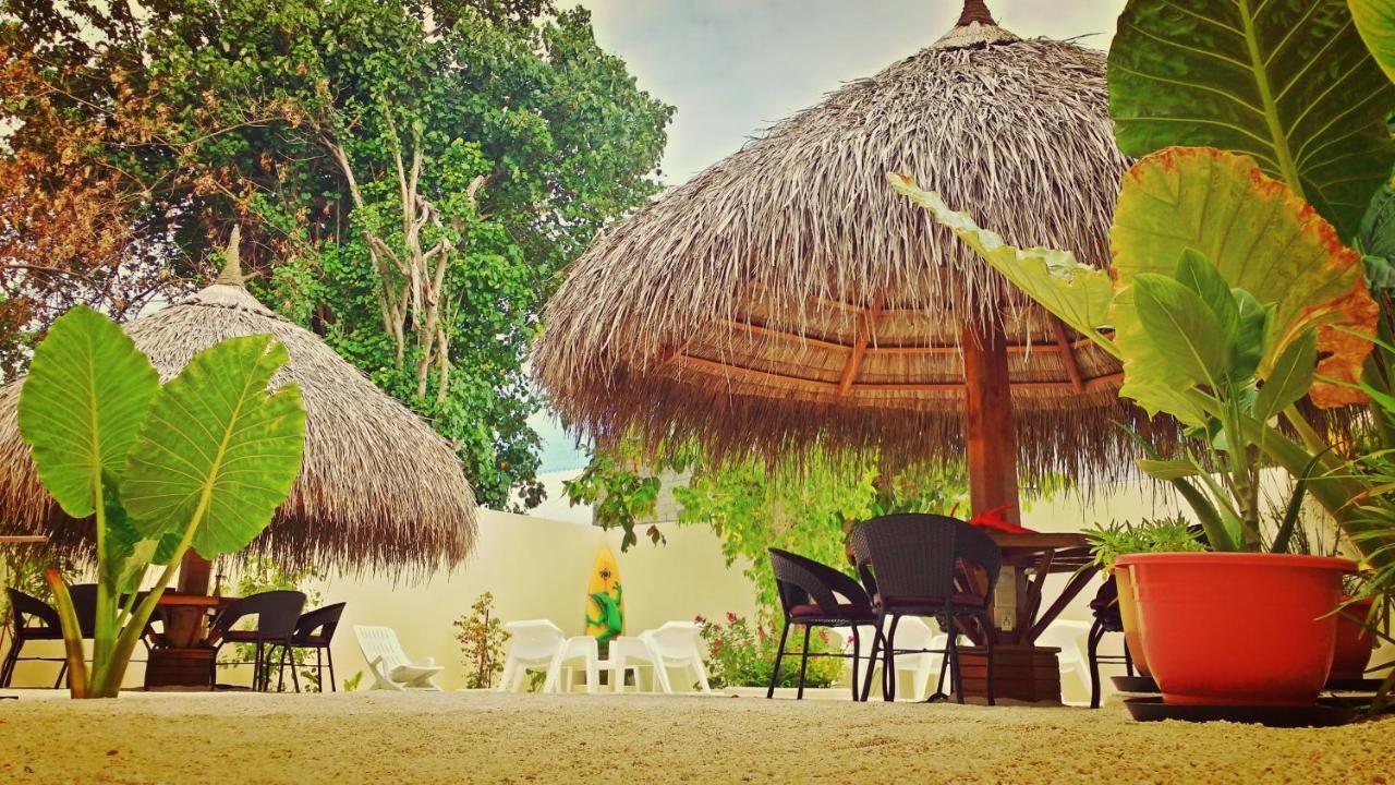Ras Beach Inn Rasdhoo Exterior photo