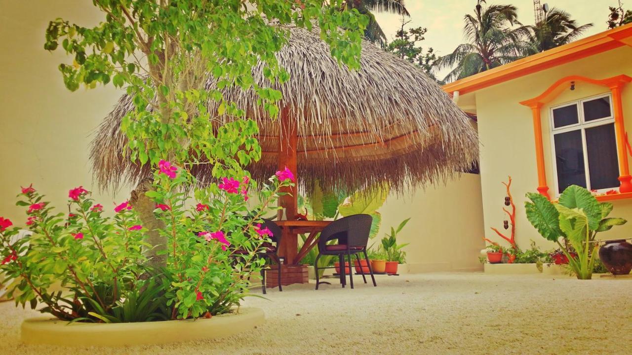 Ras Beach Inn Rasdhoo Exterior photo