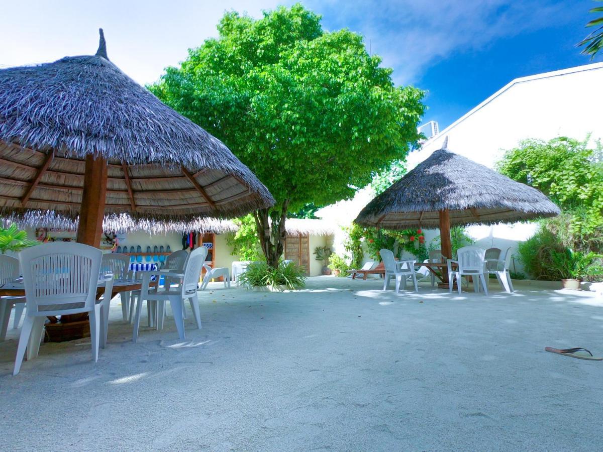 Ras Beach Inn Rasdhoo Exterior photo